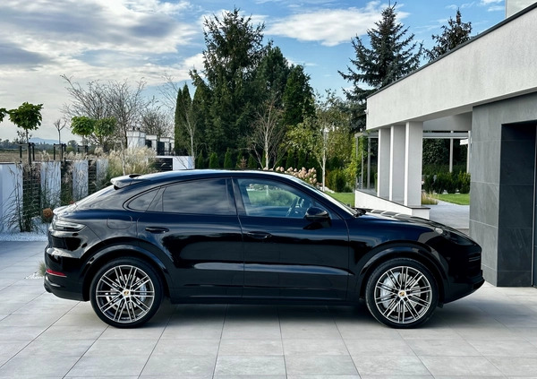 Porsche Cayenne cena 670000 przebieg: 31000, rok produkcji 2021 z Wrocław małe 106